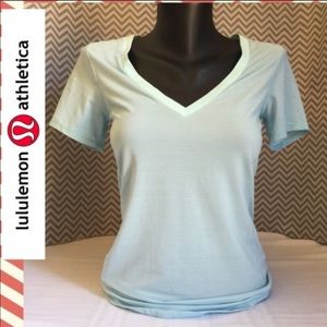 Lululemon short sleeve top, like new
